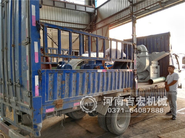 450&times;500雙齒輥破碎機發(fā)往甘肅蘭州