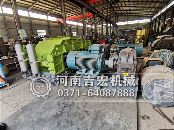 河卵石對輥制砂機