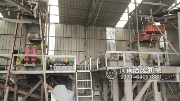 什么破碎機適合破碎煅燒高嶺土,推薦對輥破碎機!